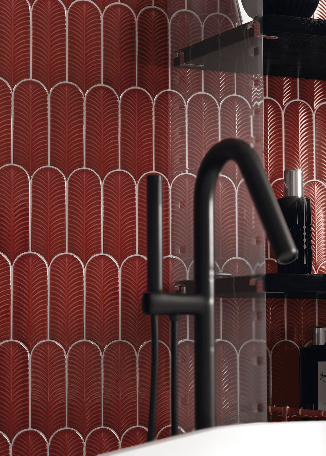 Alma Scale Garnet 8X21.5