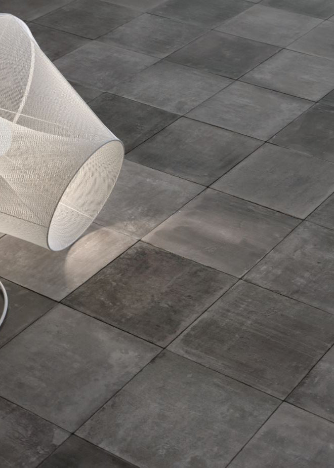 Chateau Graphite 18.5x18.5 Matt