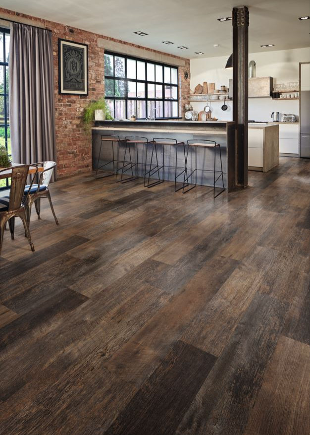 Karndean Salvaged Barnwood VGW123T Gluedown
